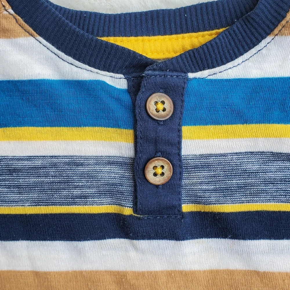 Cute t-shirt size 3T